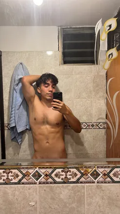 OnlyFans cuenta kevin_bravo1106 header 2