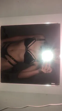 OnlyFans cuenta jpeg.eight header 2