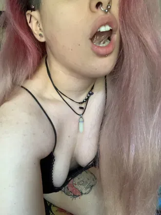 OnlyFans cuenta s0n_ny4 avatar 1