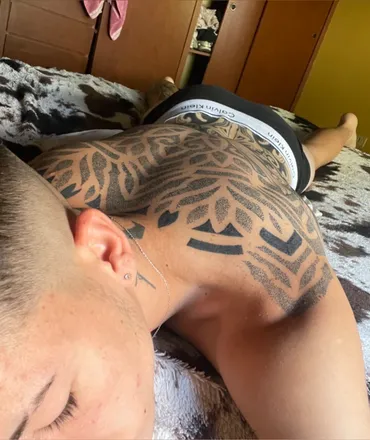 OnlyFans cuenta branch2ink header 2