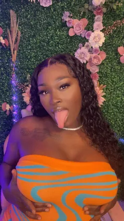 OnlyFans cuenta daqueenkoko header 2