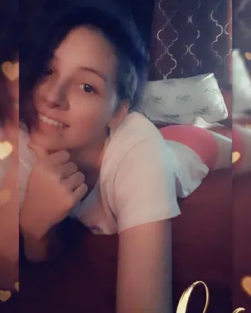 OnlyFans cuenta petitequeen0003 avatar 1