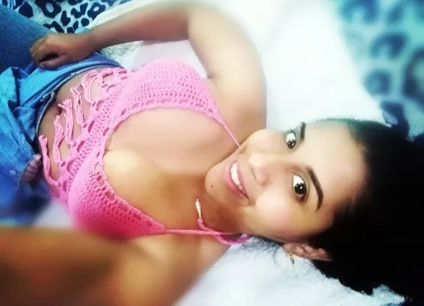 OnlyFans cuenta angelinescm header 2