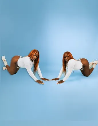 OnlyFans account  iheartdonna header 2