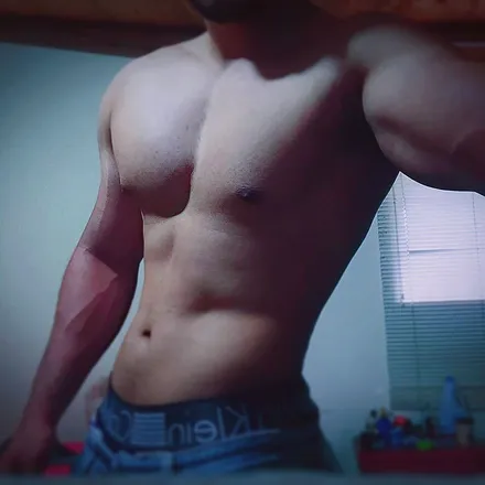 OnlyFans cuenta aaroon_cruz header 2