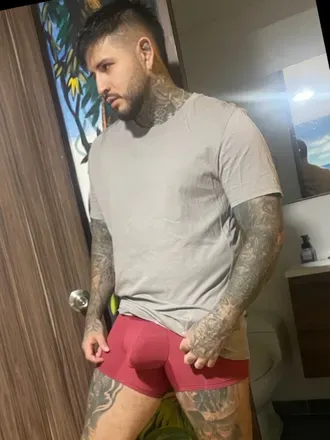 OnlyFans cuenta thombaker23 avatar 1