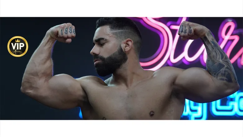 OnlyFans account  stripper_vip header 2