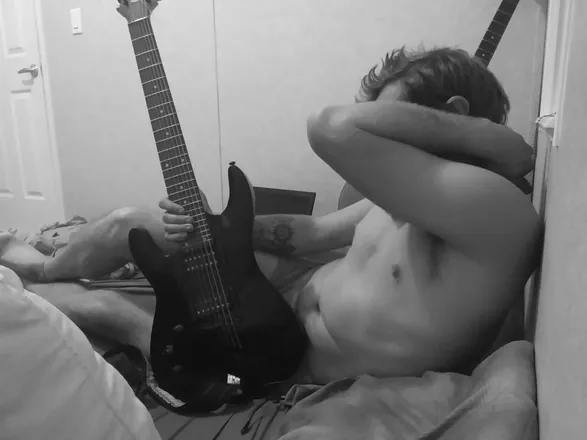 OnlyFans cuenta ultraviolet_j header 2