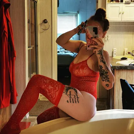 OnlyFans cuenta saltypineapple93 avatar 1