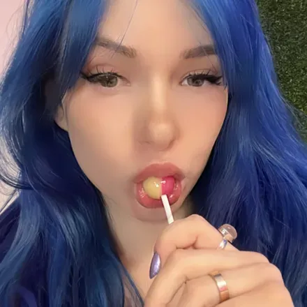 OnlyFans account  thespicywaifu avatar 1