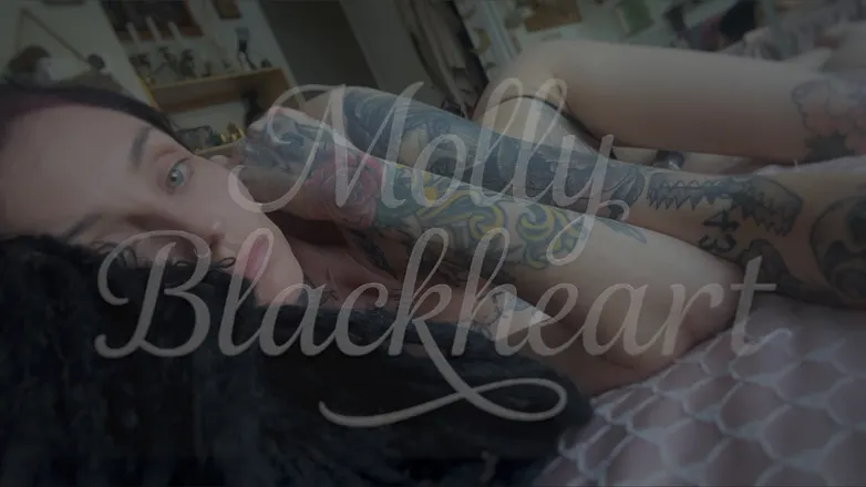 OnlyFans cuenta mollyblackheart header 2