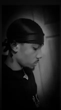 OnlyFans of yungsauceyxxx
