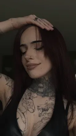 OnlyFans cuenta mourning_rose avatar 1