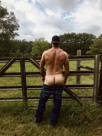 OnlyFans cuenta countryboyreputation header 2