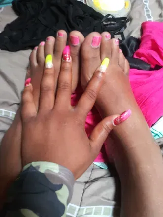 OnlyFans account  mzhurryupbuyfeet avatar 1