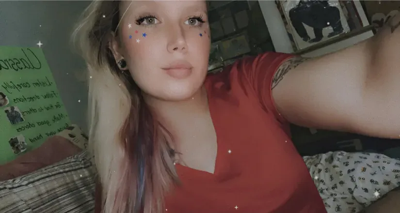 OnlyFans account  mercilove23 avatar 1