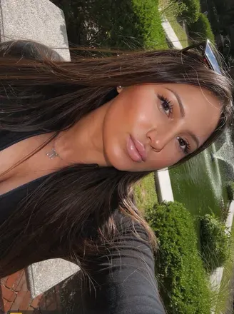 OnlyFans cuenta karinakams avatar 1