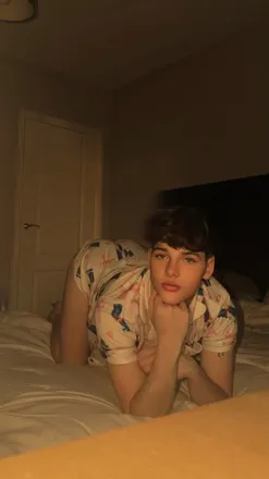 OnlyFans cuenta rysecret_world header 2