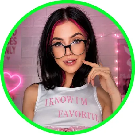 OnlyFans account  auroralustyvip avatar 1