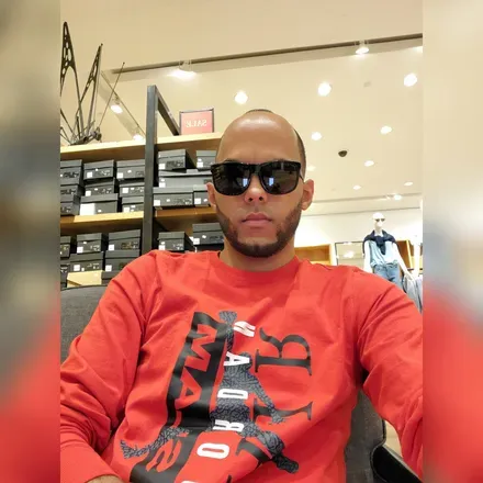 OnlyFans account  luisfrias123 avatar 1