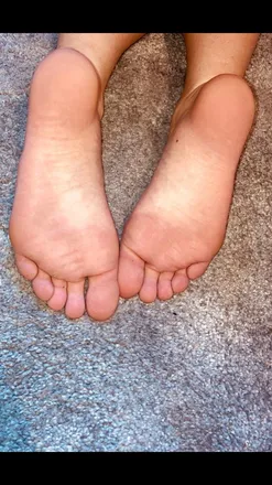 OnlyFans cuenta feetpleasurexx header 2