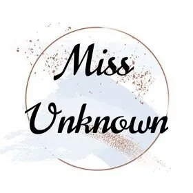 OnlyFans account  miszunknown header 2