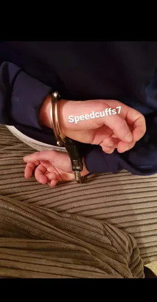 OnlyFans cuenta speedcuffs7 header 2