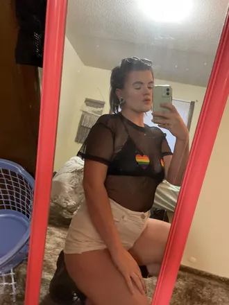 OnlyFans cuenta joqueenie header 2