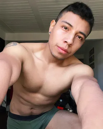 OnlyFans cuenta alejo_cortez avatar 1