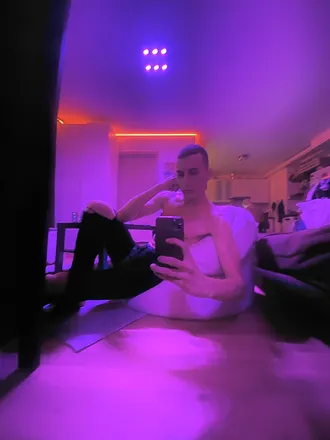 OnlyFans cuenta russomitchell header 2
