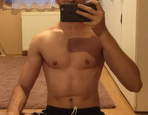 OnlyFans cuenta itsmemacaroni avatar 1