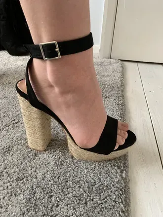 OnlyFans cuenta solesisters22 avatar 1