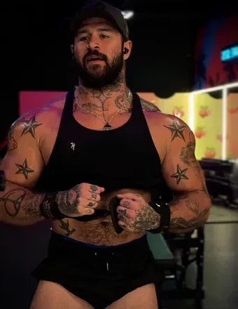 OnlyFans account  domsluvz avatar 1