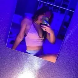 OnlyFans of elanarose_69