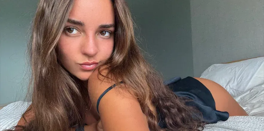 OnlyFans cuenta emelycupcake header 2