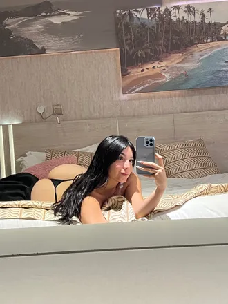 OnlyFans cuenta alejaleal header 2