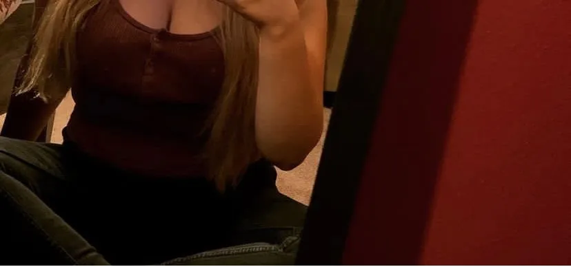 OnlyFans cuenta livelovelauren99 header 2