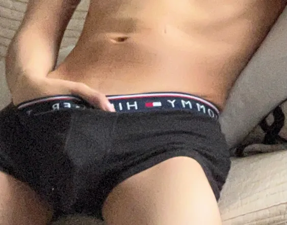 OnlyFans account  ariesit0 header 2