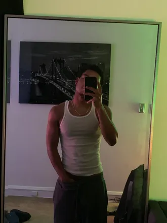 OnlyFans account  introvertking header 2