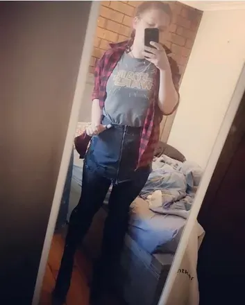 OnlyFans account  angstandava avatar 1