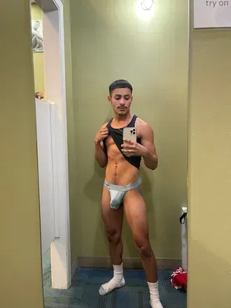 OnlyFans cuenta priestpapix2 avatar 1