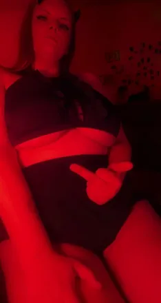 OnlyFans cuenta lucyisdaddy header 2