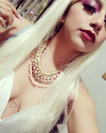 OnlyFans cuenta alemoon1999 avatar 1