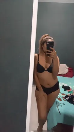 OnlyFans cuenta cecilia97 header 2