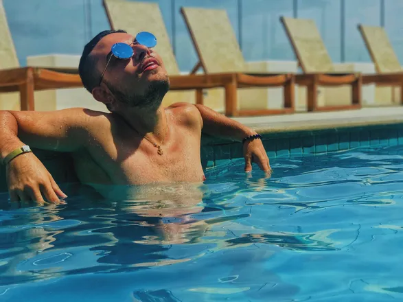 OnlyFans cuenta tomascausey header 2