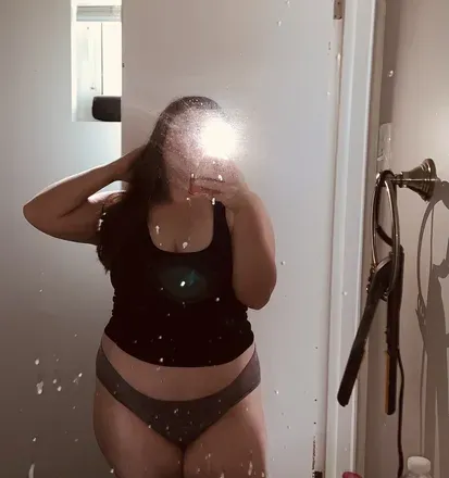 OnlyFans account  shy_waterfall avatar 1