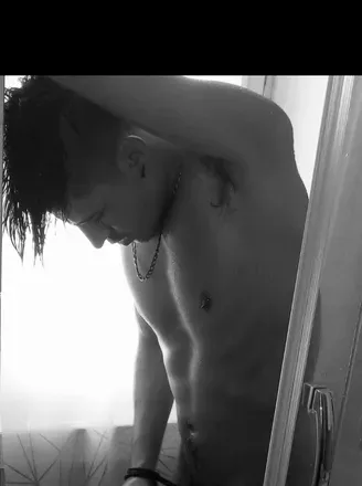 OnlyFans cuenta grey_chard avatar 1