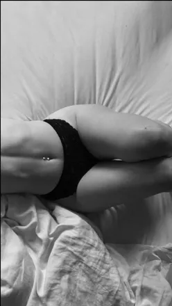 OnlyFans cuenta spicyannie header 2