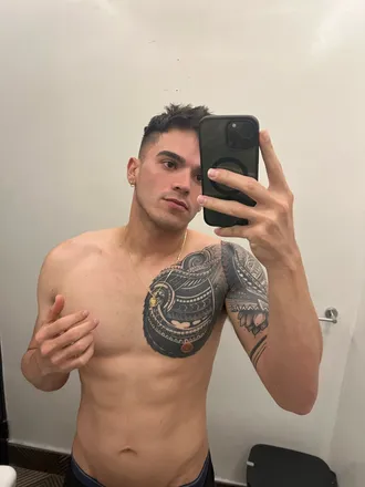 OnlyFans cuenta maikoldiaz header 2