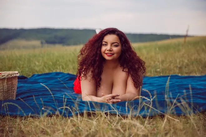 OnlyFans account  miryamines header 2